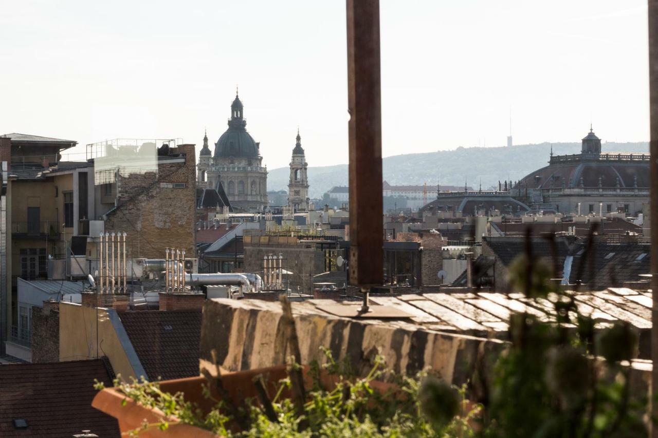 Holiday On Top City Center Budapest Esterno foto